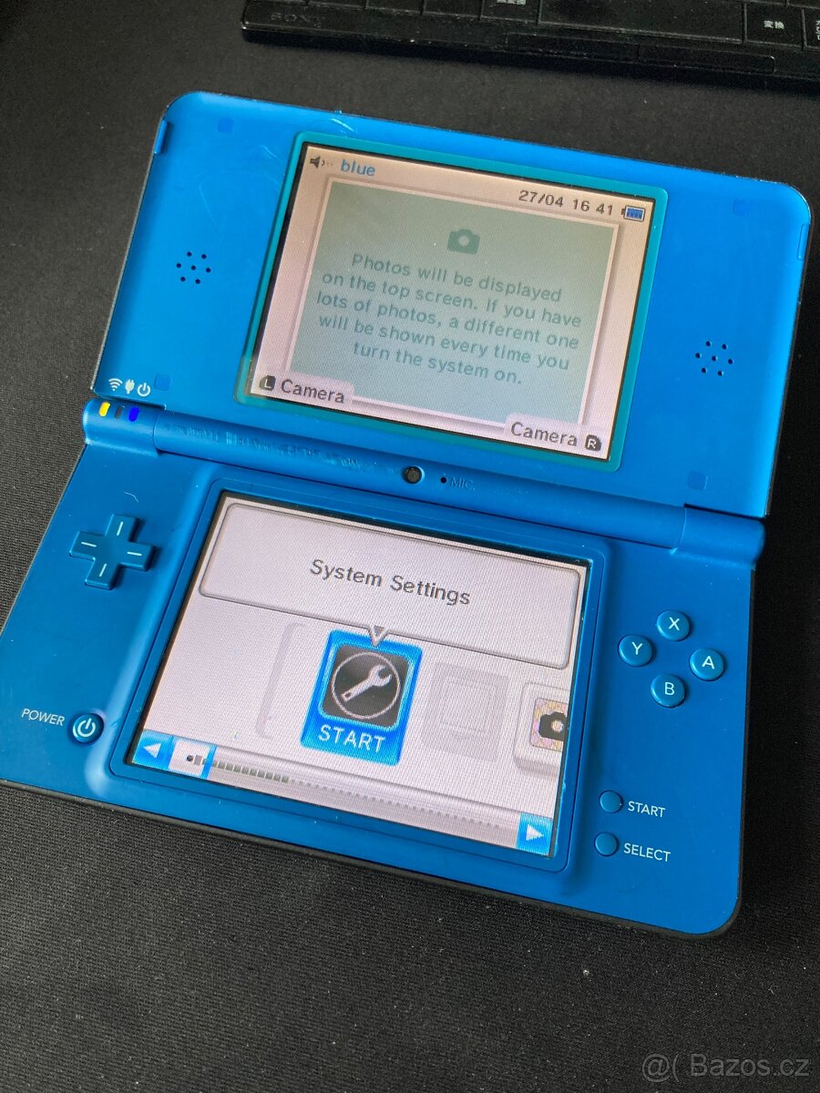 Nintendo DSi XL - 2