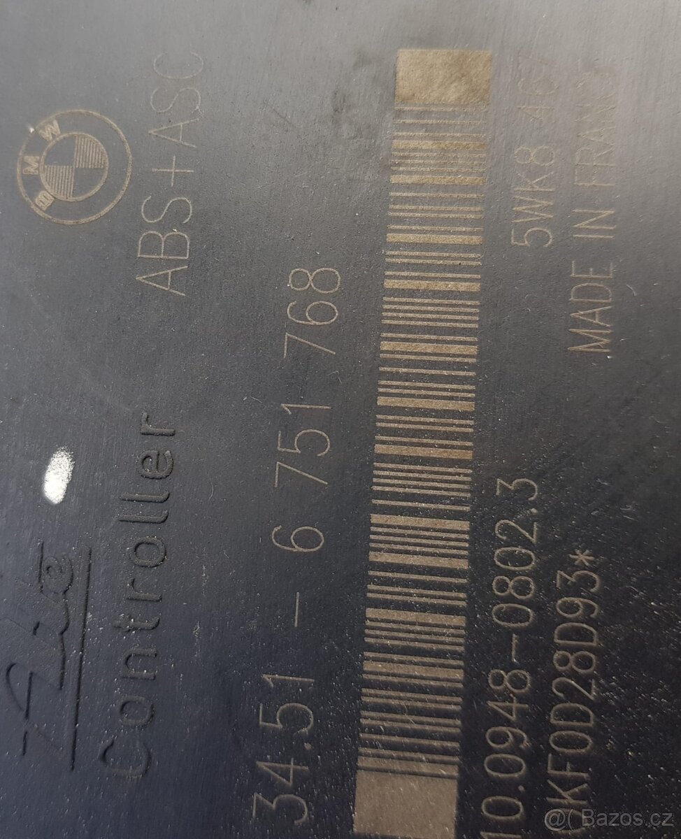 Prodám Řídící jednotku ABS na BMW e46.R. v.2001 - 2
