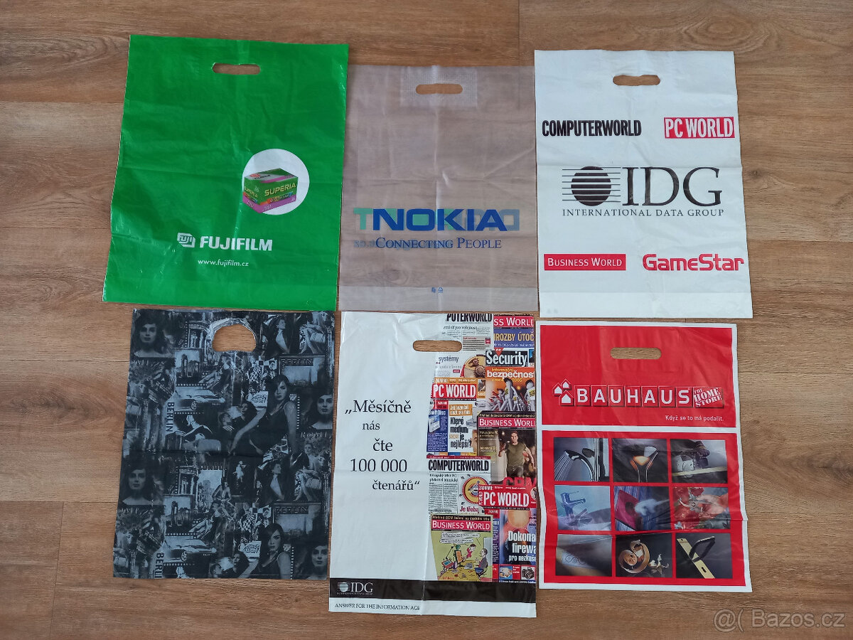 Prodám různé zachovalé igelitové tašky - i jednotlivě - 2