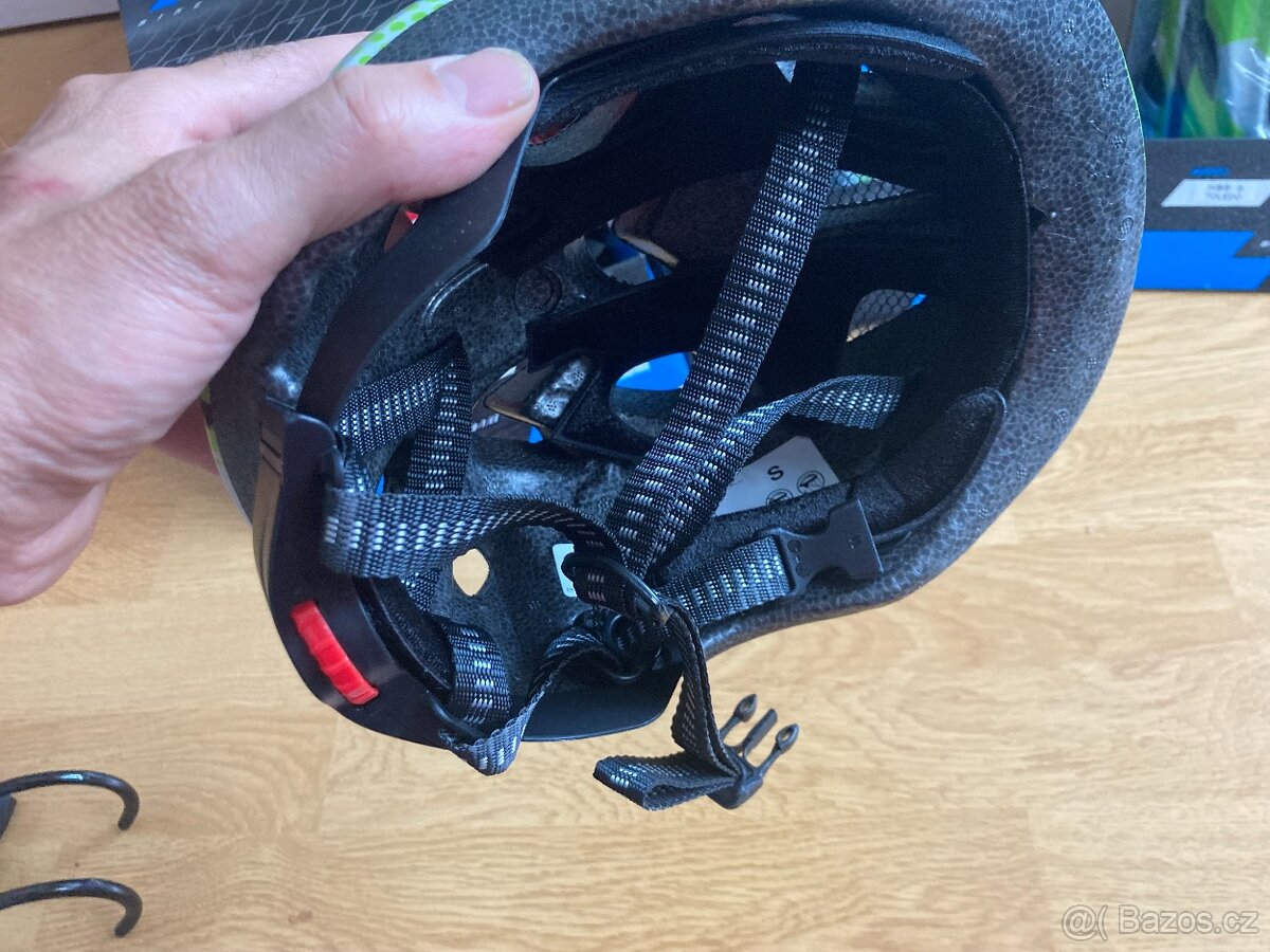 Dětská cyklistická inmoldová přilba Pro-T model Toledo -NOVÁ - 2