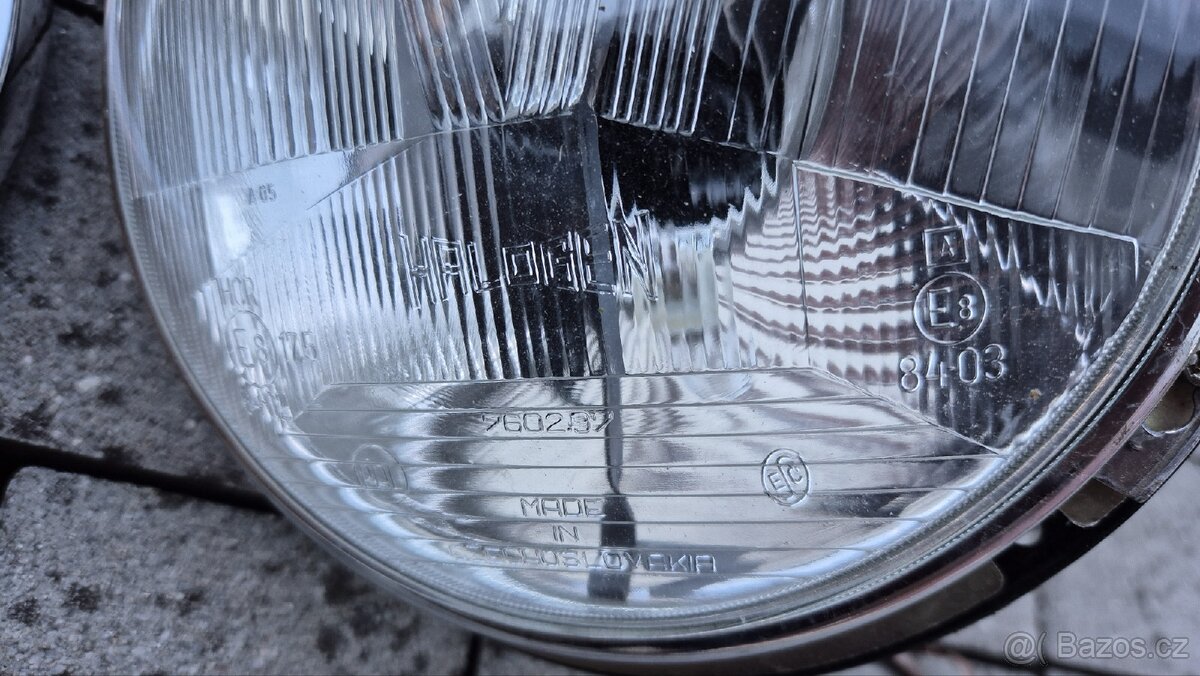 Lada VAZ 2101 1200, přední světlo - 2