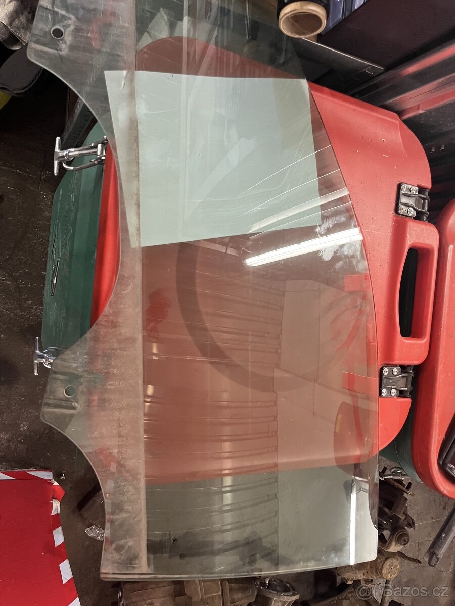 Sklo předních levých dveří Škoda Fabia 3 - 2