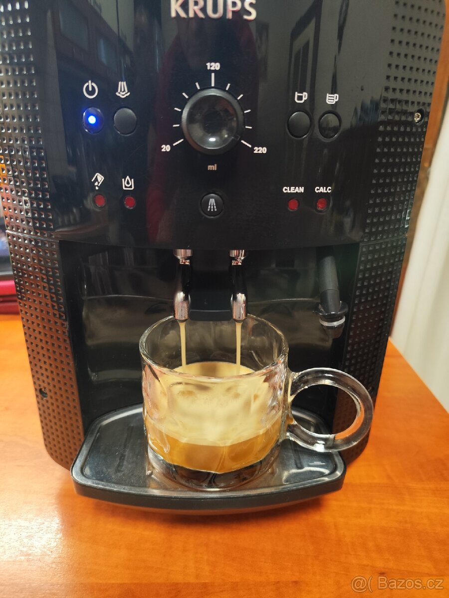 Prodám kávovar Krups EA81 - 2