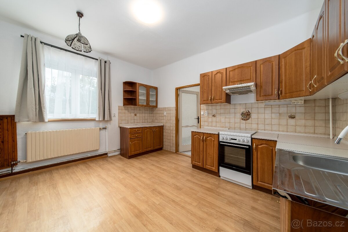 Byt 3+1, 85m2 + zahrada - 25 minut od centra Prahy - 2