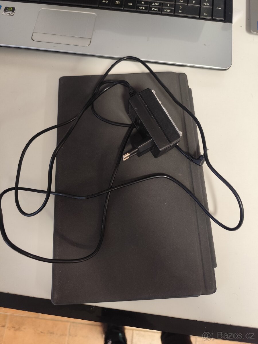 UMAX VisionBook 12WR Tab – Tablet a notebook v jednom (2v1) - 2