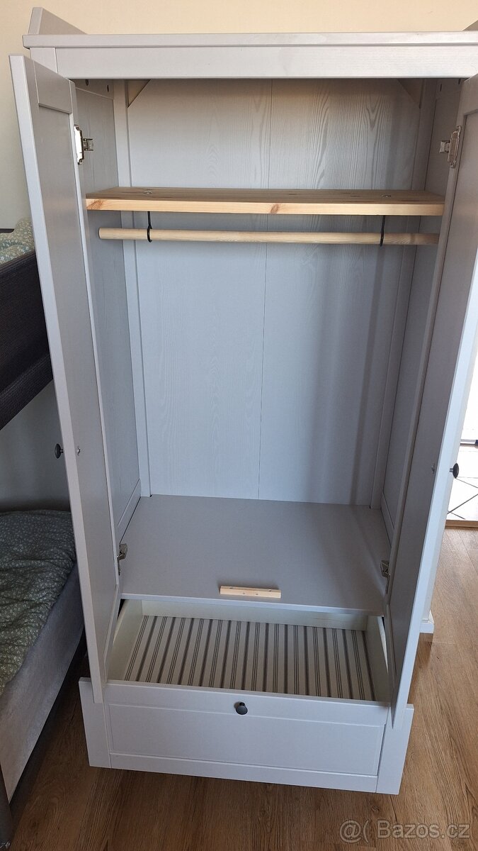Dětská šatní skříň Ikea SUNDVIK - 2
