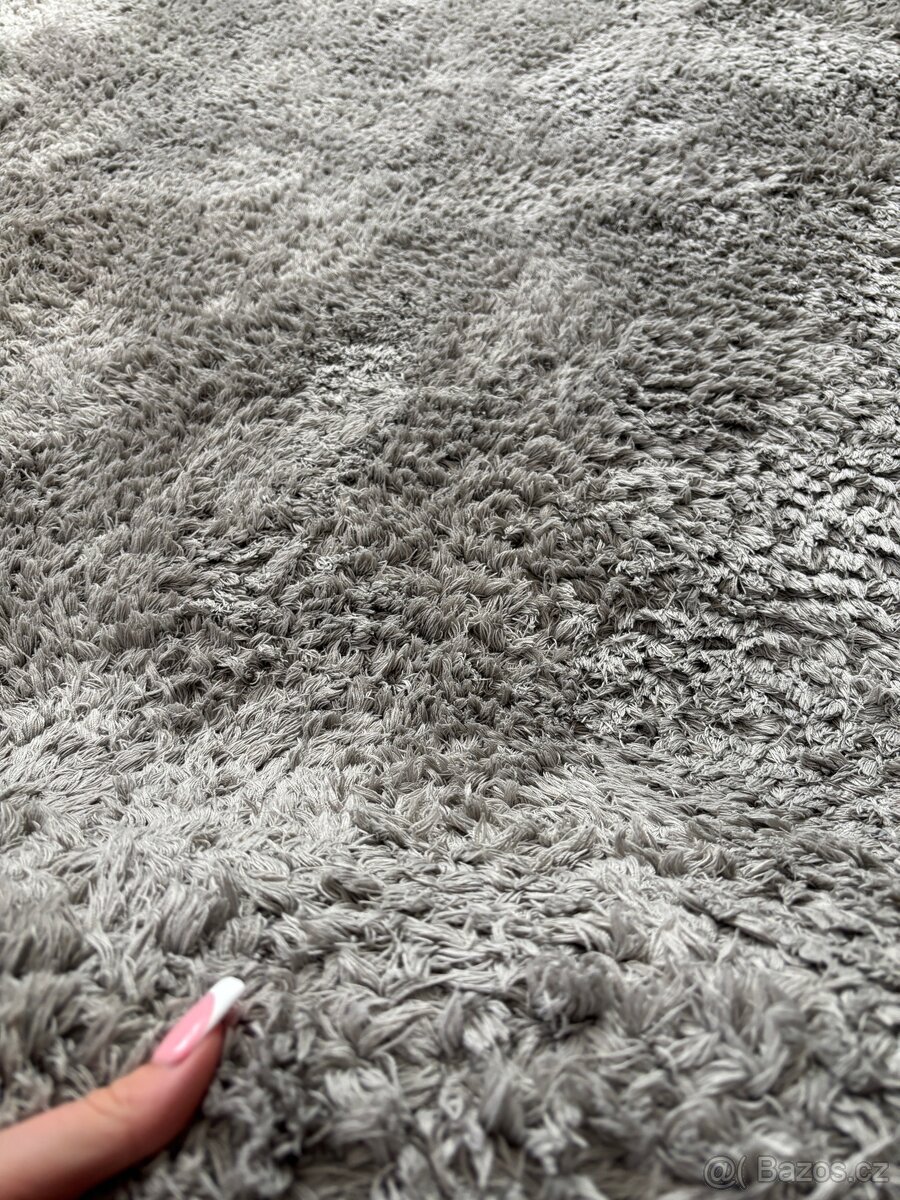 Šedý koberec 120x170cm - 2