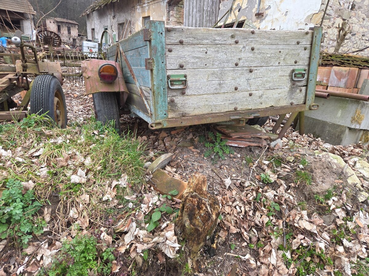 Přívěs - vlek za traktor - 2