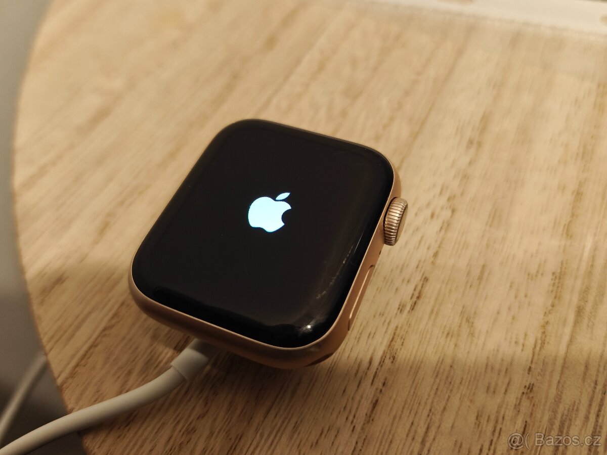 Apple Watch 4 40mm rose gold - 2