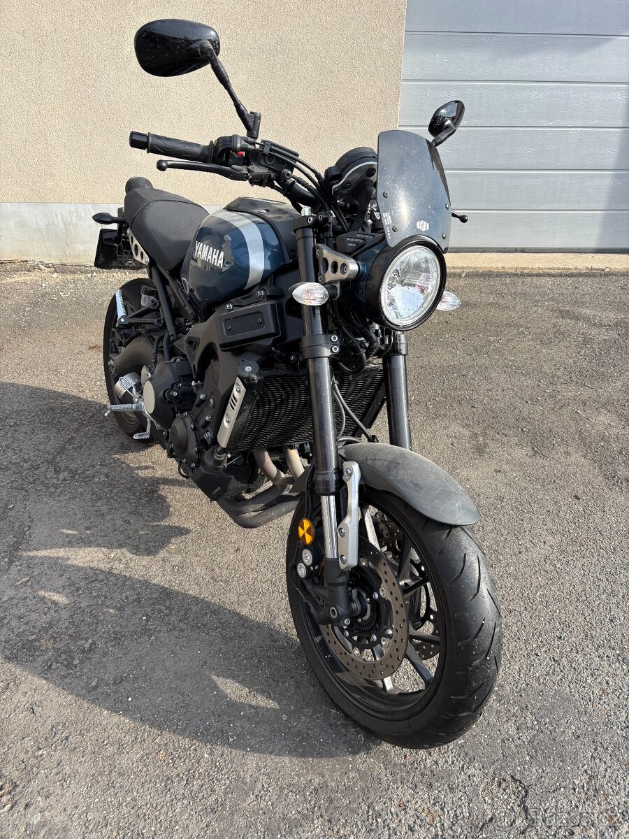 Yamaha XSR 900 - 2