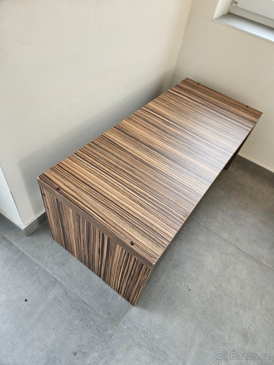 Konferenční stolek - 2