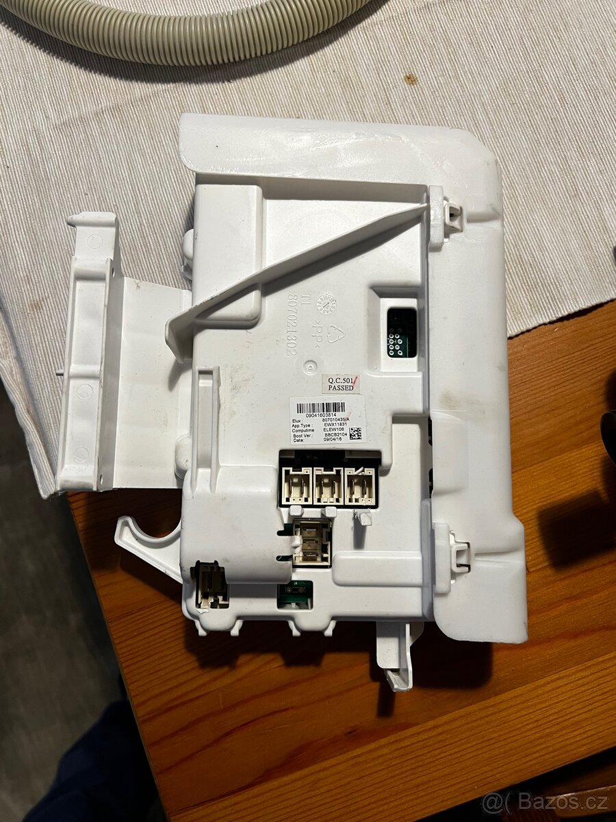 Prodám elektroniku pračky AEG - 2