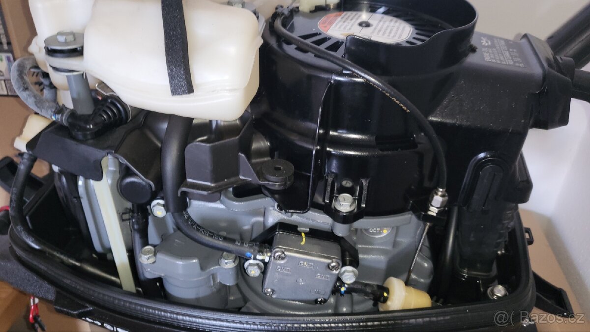 Lodní motor Suzuki 5HP - 2