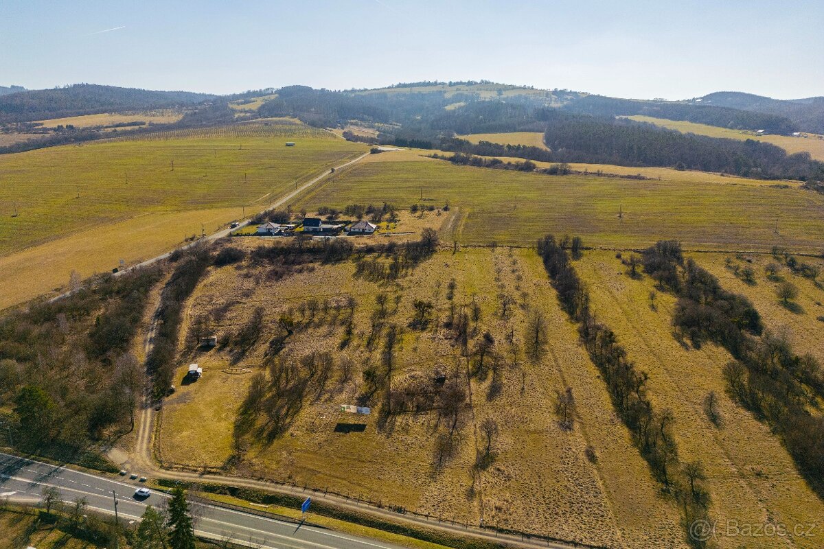 Prodej komerčního pozemku - Lípa - 2