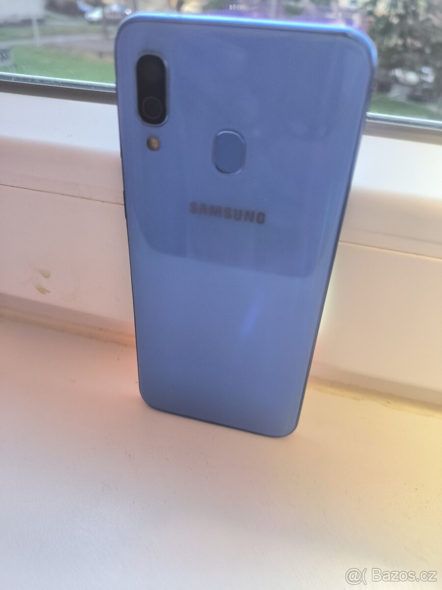 Samsung Galaxy A40 - 2