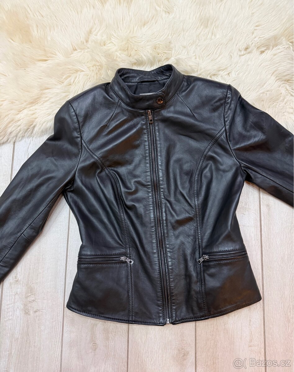 Černý křivák, kožená bunda Kara - 2