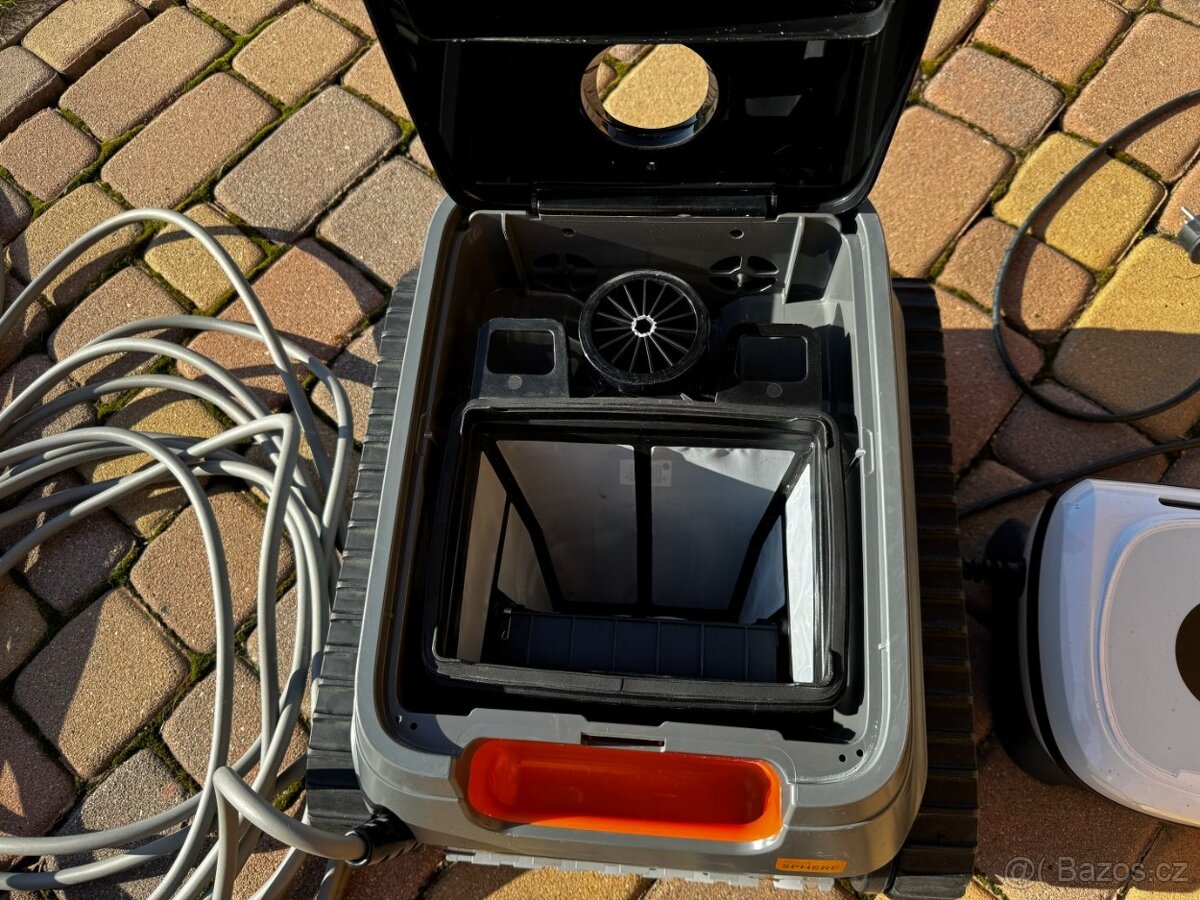 Bazénový vysavač AQUASPHERE ASR 105 v záruce - 2