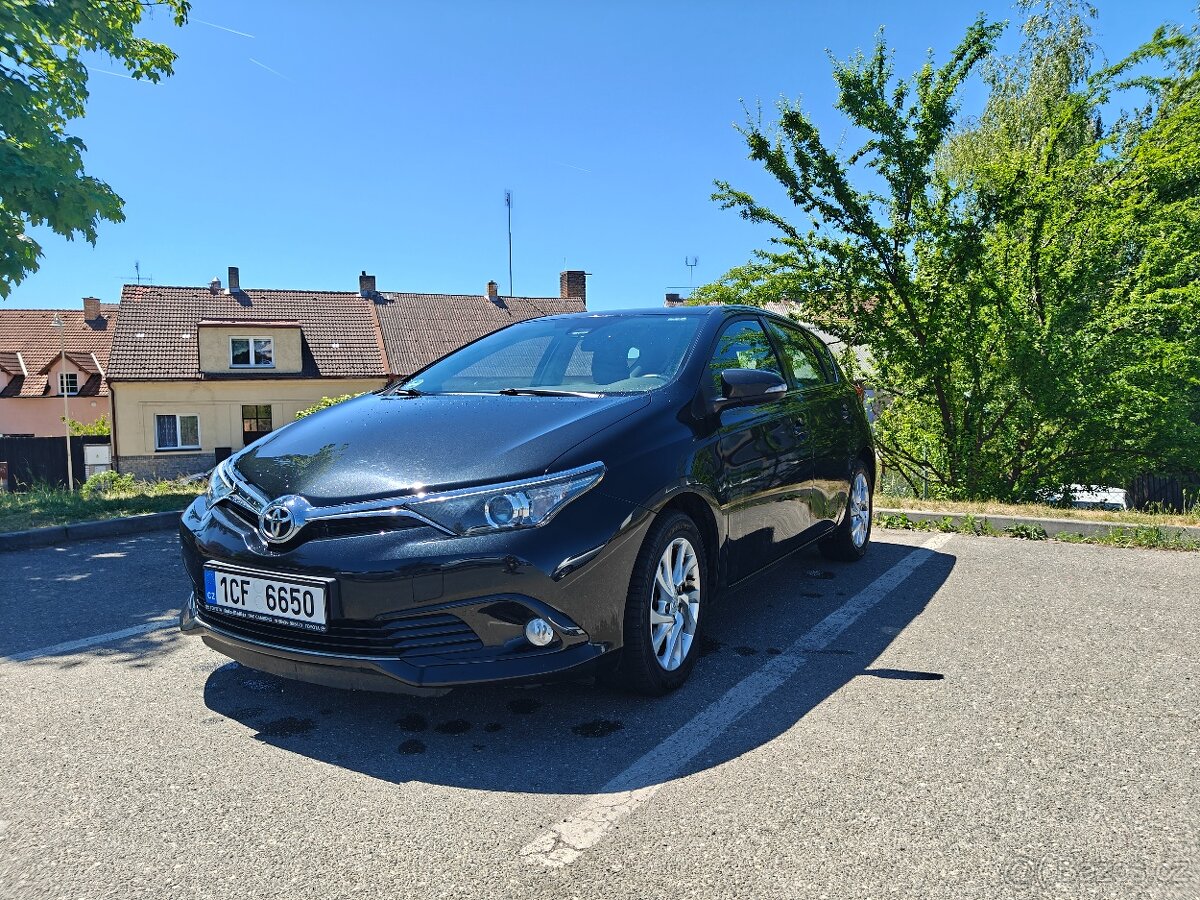 Toyota Auris 2018 serviska - 2