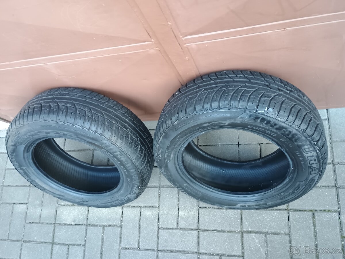 Letní pneu Barum 205/60 R15 - 2