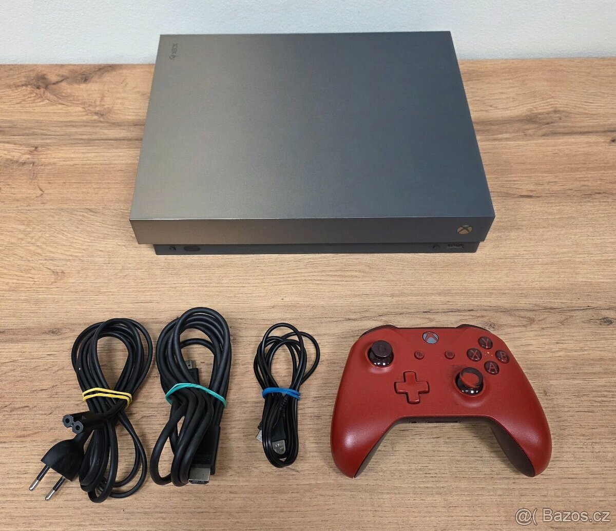XBOX ONE X 1TB LIMITED EDICE GOLD 1.ovladac - 2