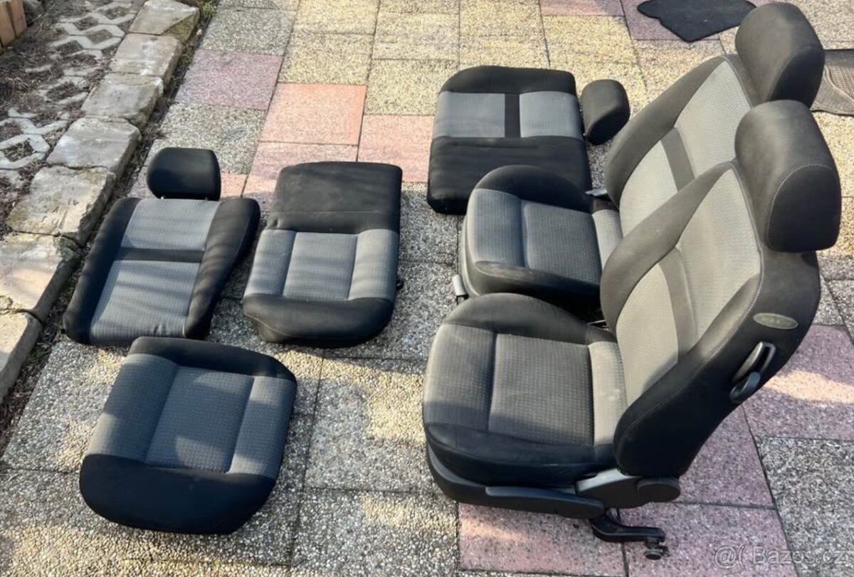 Sedačky VW Golf 4 Hatchback (třídveřová varianta) - 2