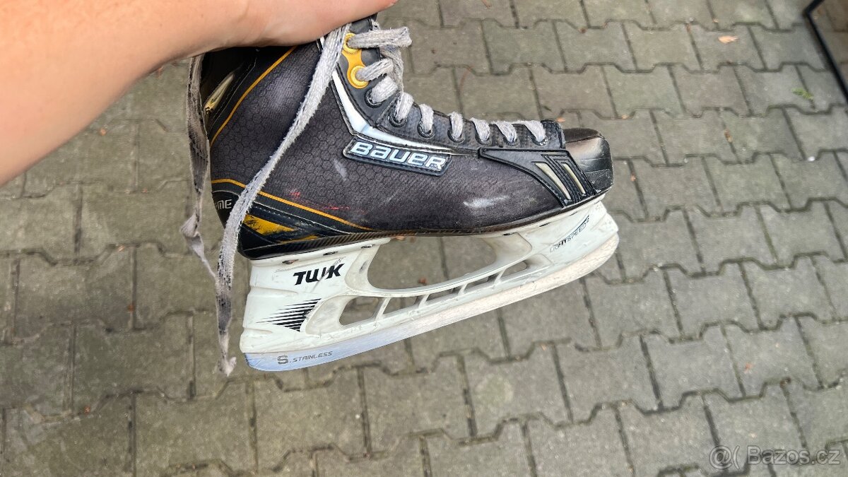 Hokejové brusle Bauer Supreme – velikost EUR 43 / UK 8,5 - 2