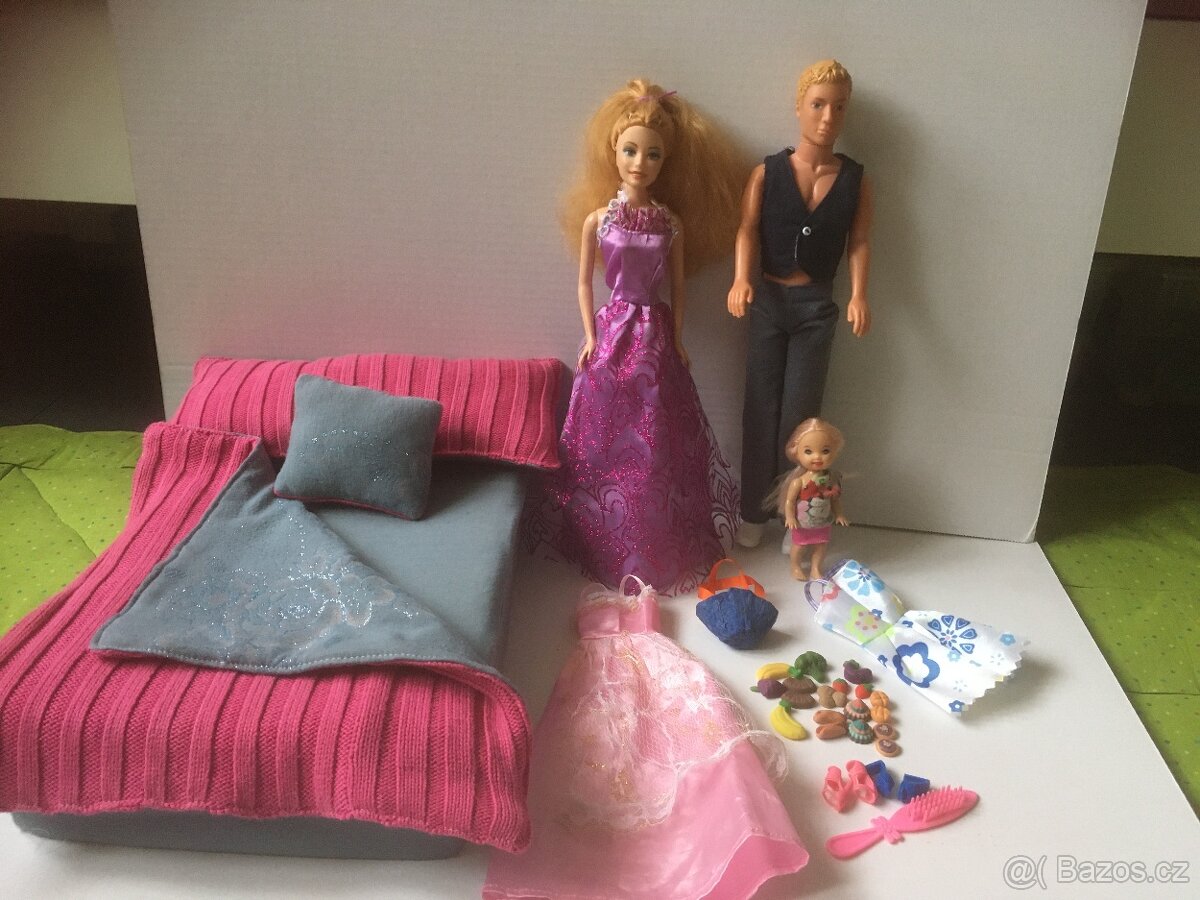čalouněná postel pro Barbie - 2