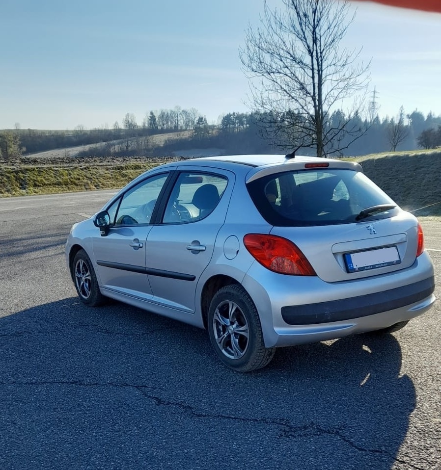 Peugeot 207 1.4 65 KW, rozvody, STK - 2