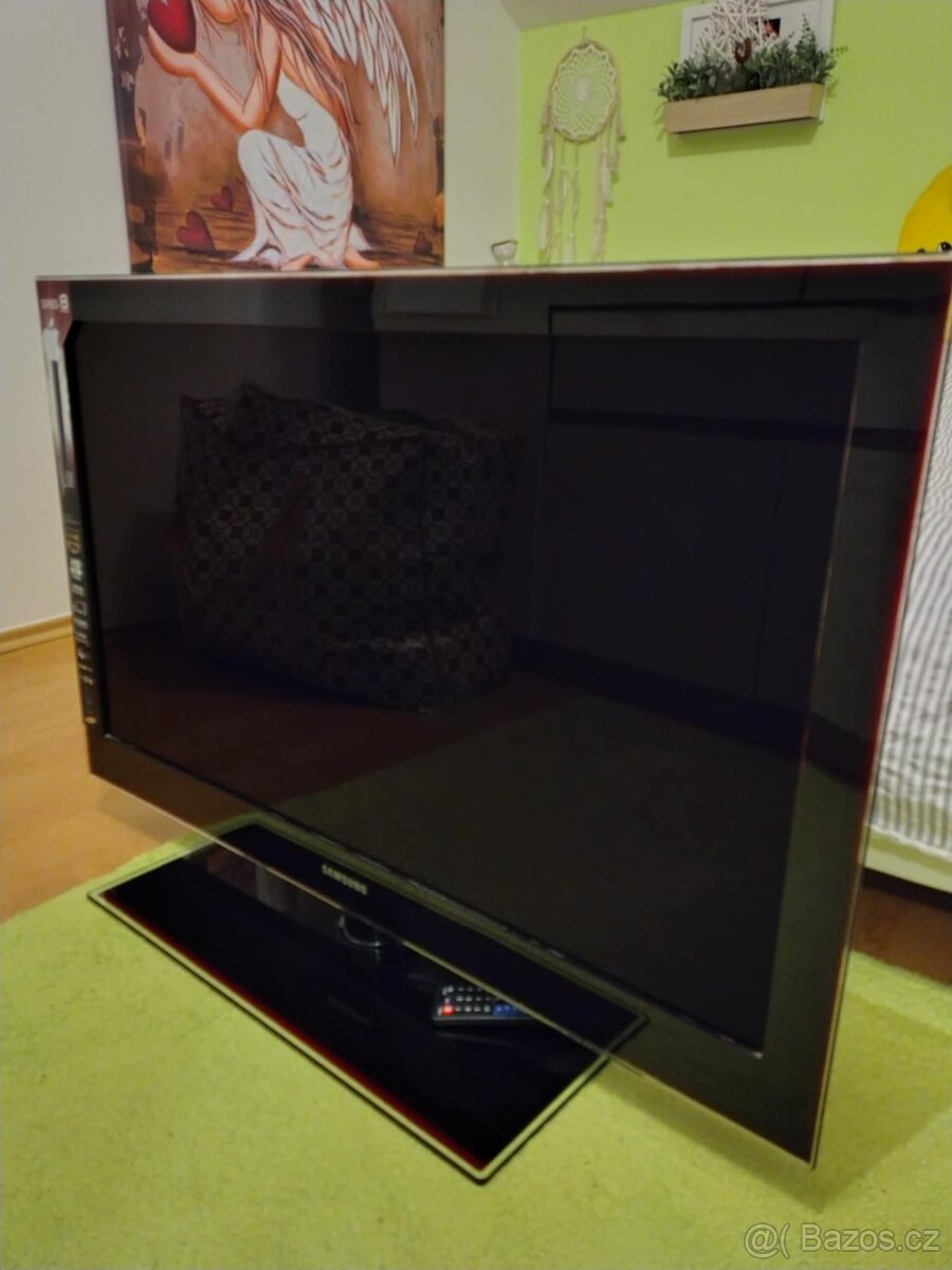 Samsung 40" Full HD TV – výborný stav, ovladače+set-top box - 2