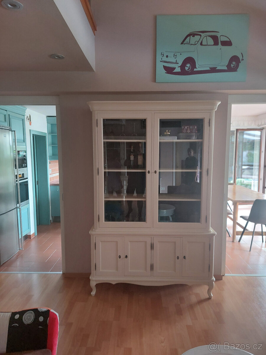 Nábytek do jídelny, obýváku - 2