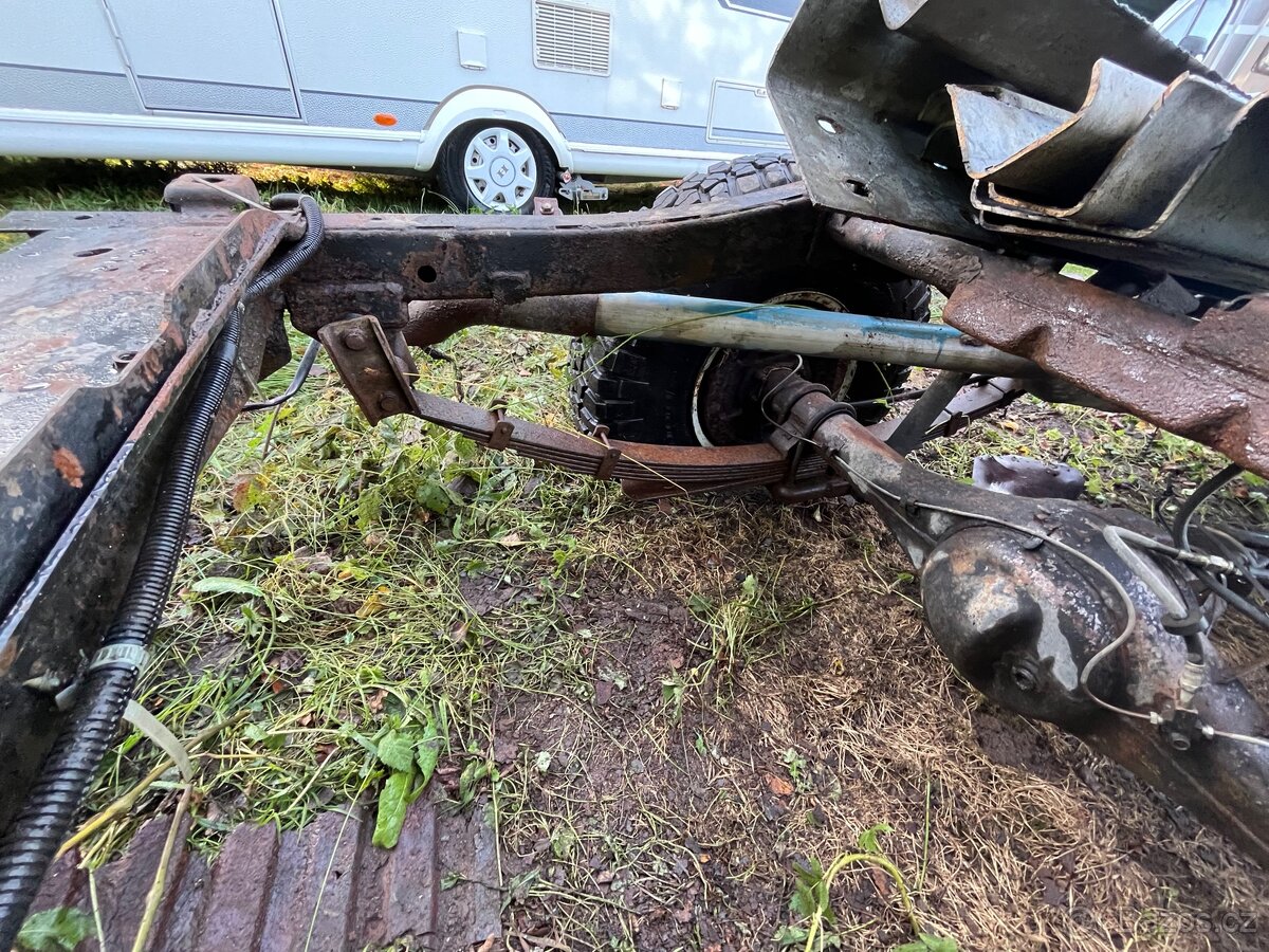 Nissan Patrol W260 - 2