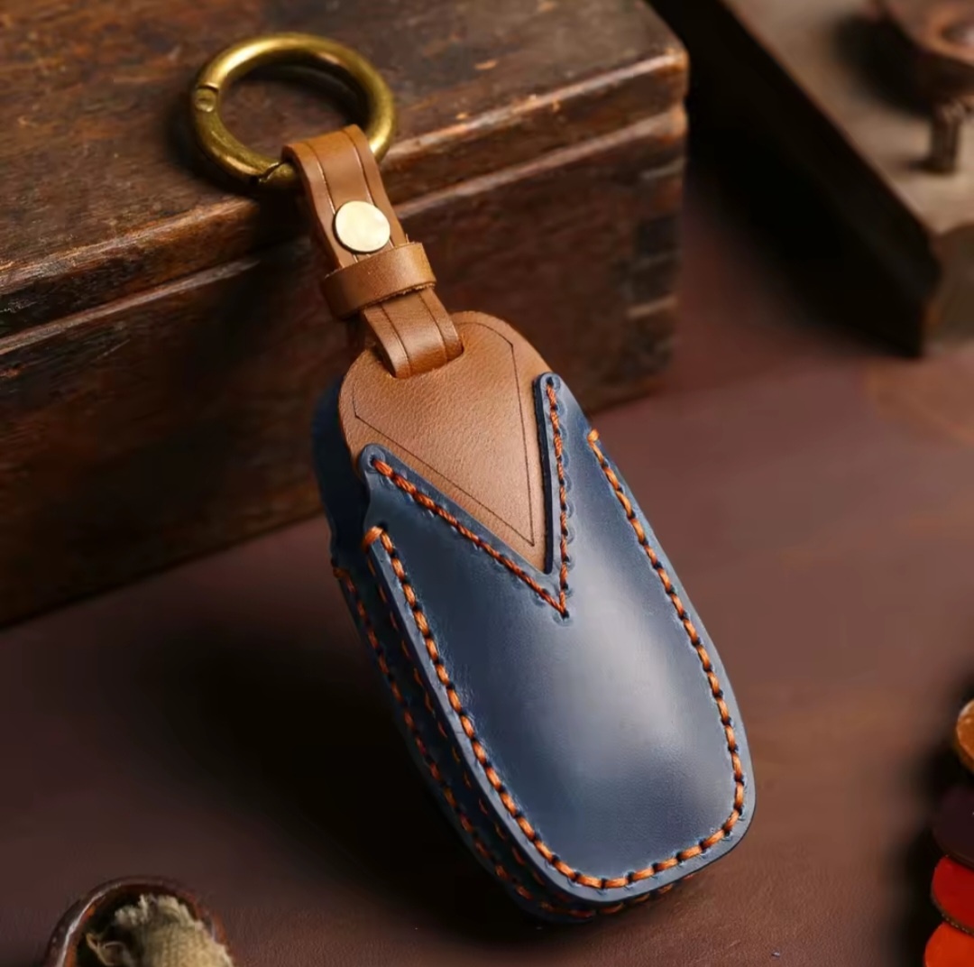 Kožený obal na klíček Ford - 2