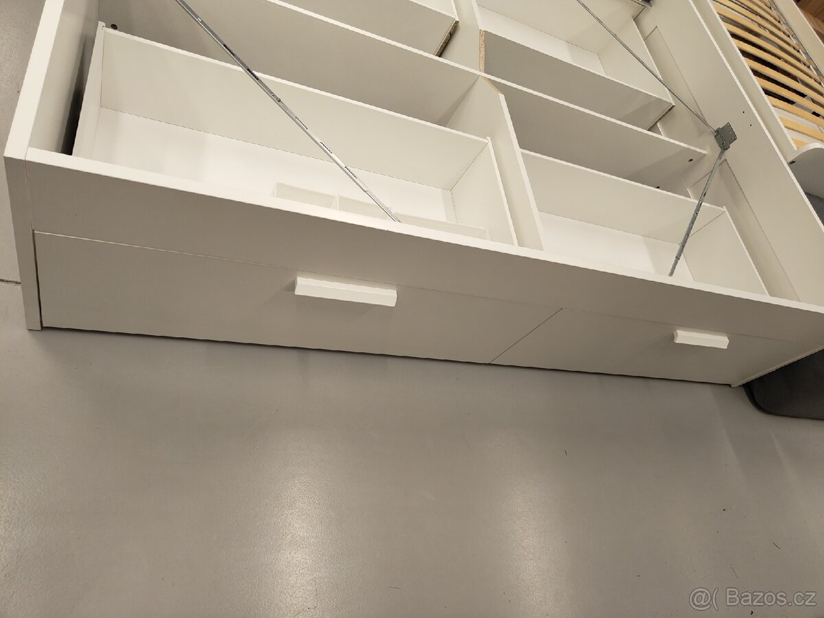 Postel Brimnes IKEA 180x200 - 2