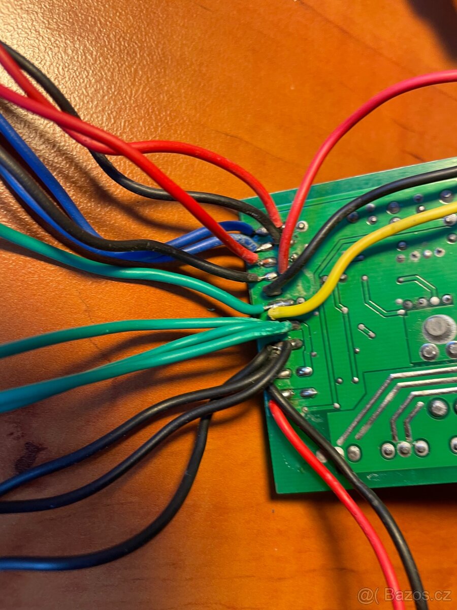Oprava plošných spojů a desek, PCB, DPS - 2