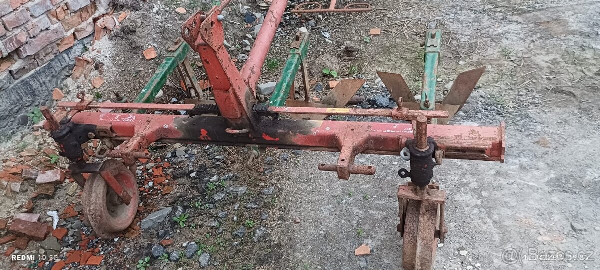 Hrobkovač,řádkovač,proorávání - 2