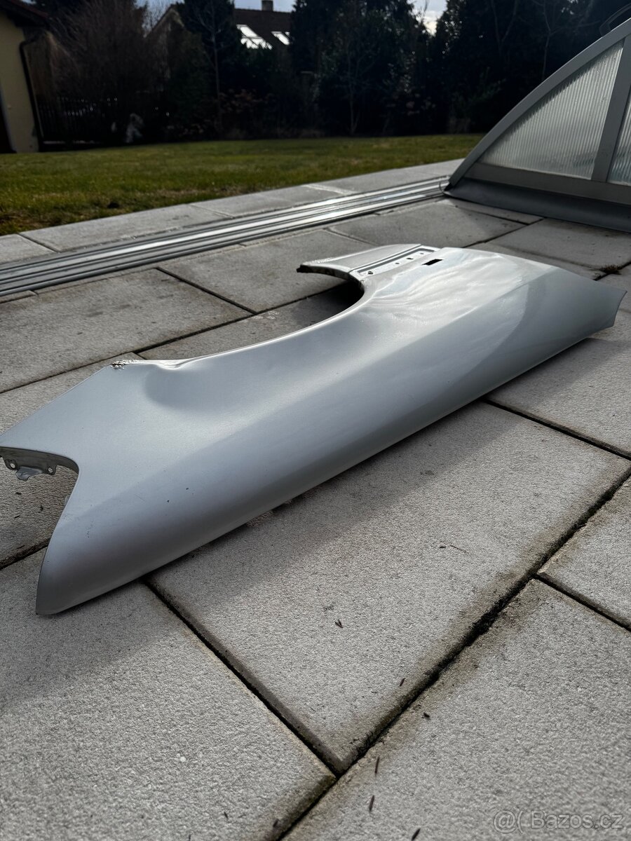 Pravý blatník Mercedes C w202 - 2