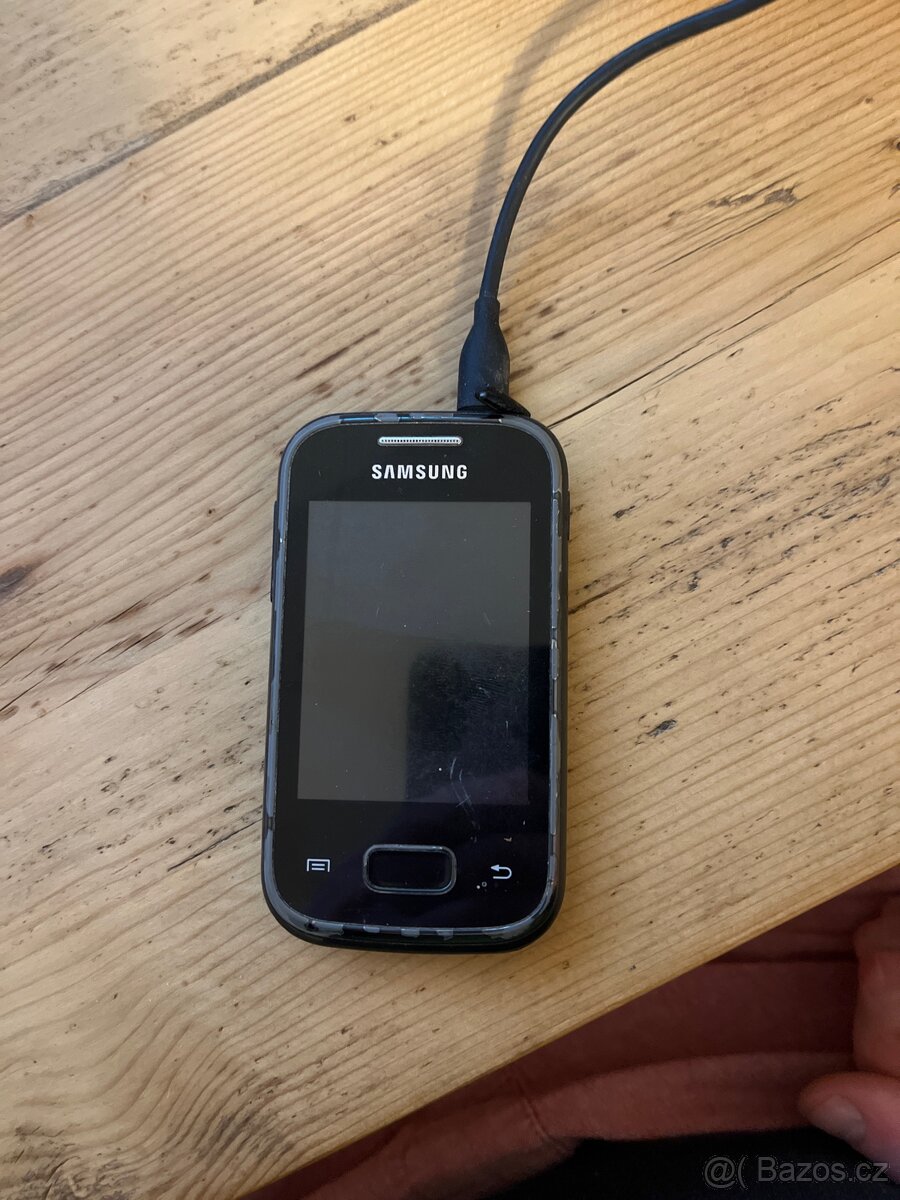Samsung GT-S5300 - 2