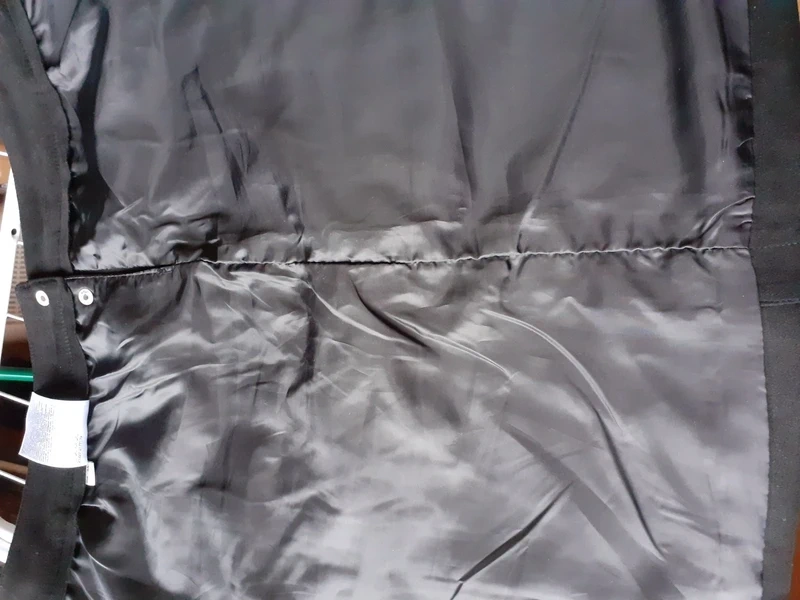 Dámská společenská sukně černá C&A 46 - 2