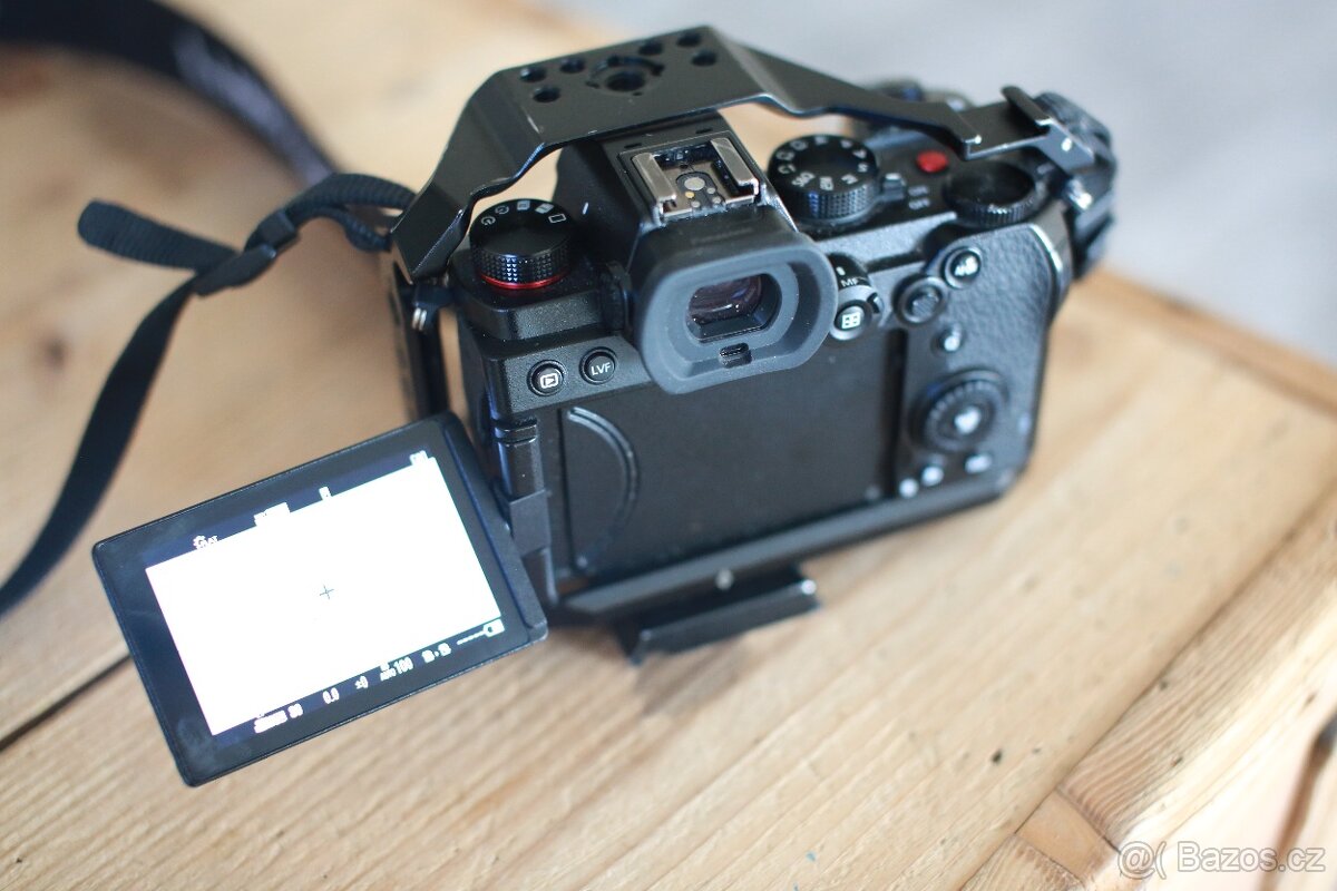 Panasonic Lumix S5 - tělo + SmallRig klec - 2