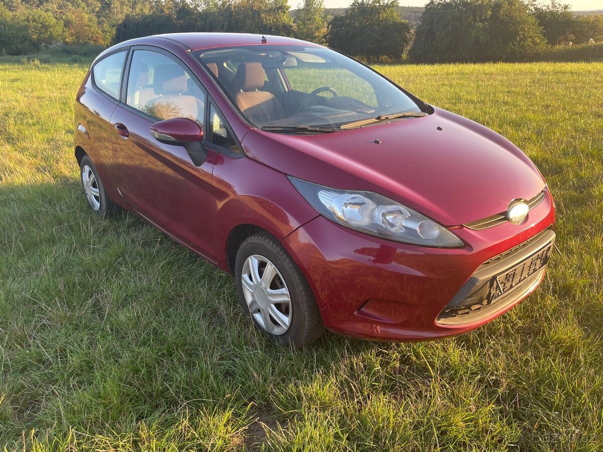 Ford Fiesta - 2