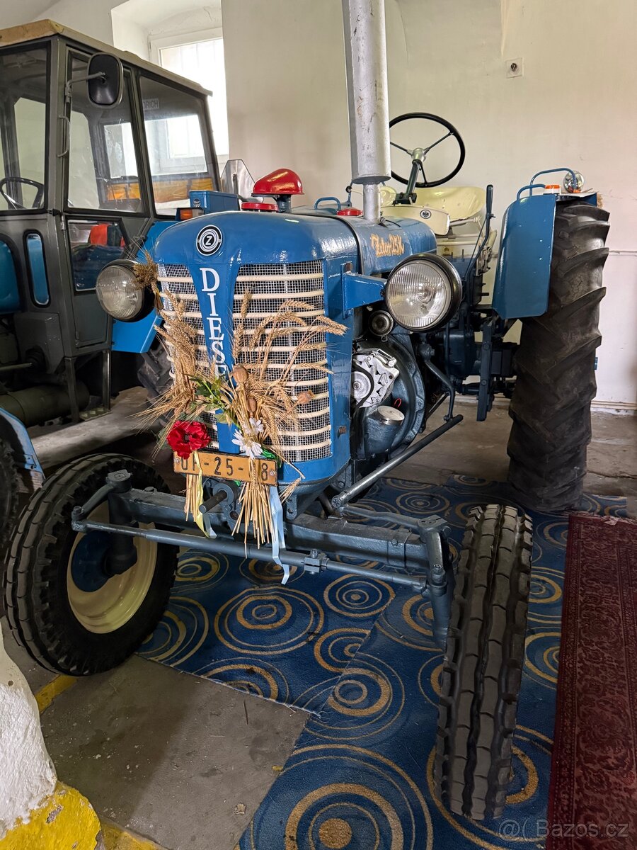 Traktor Zetor 25K - 2