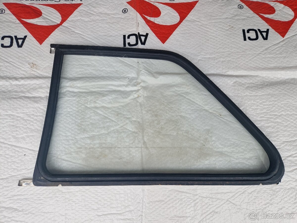BMW e30 coupe boční zadní skla - 2