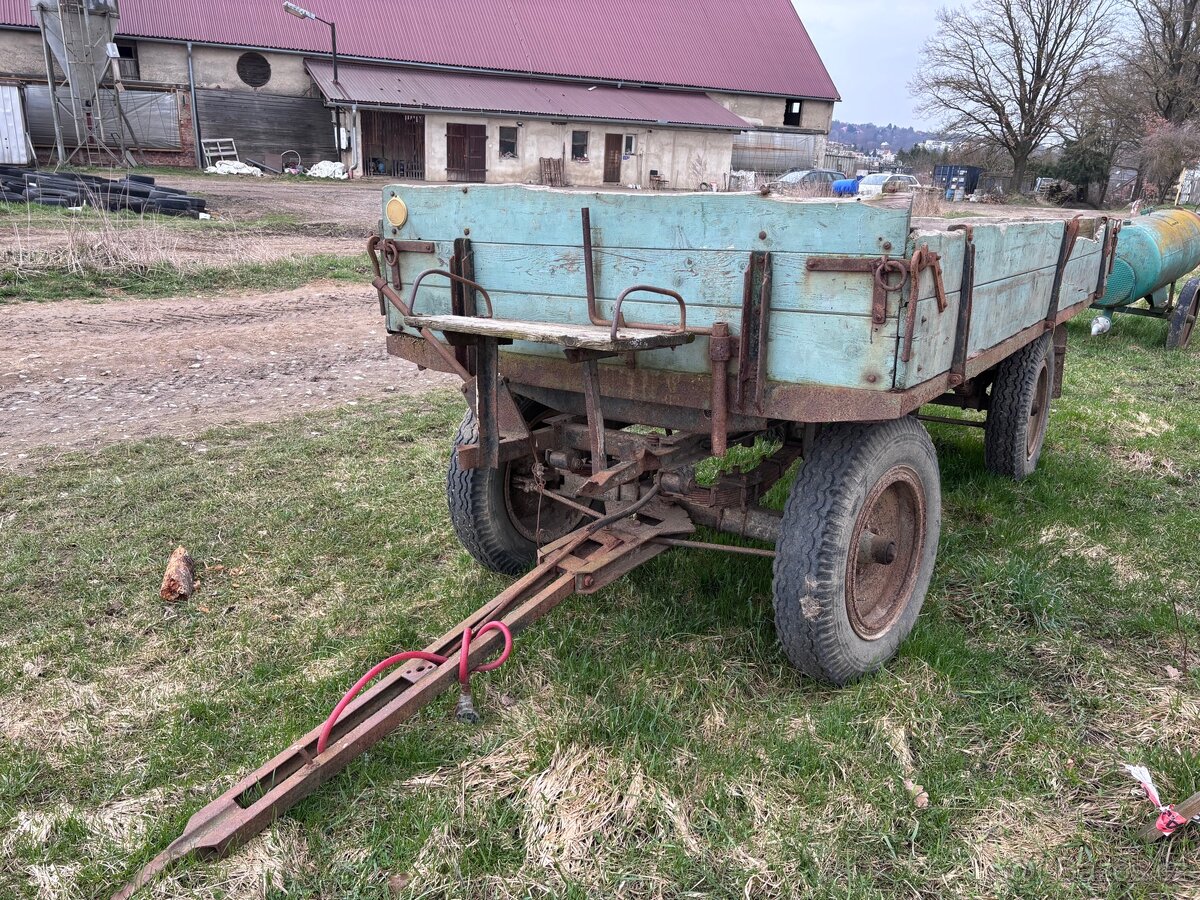 Vlek, přívěs 3,5 t - 2