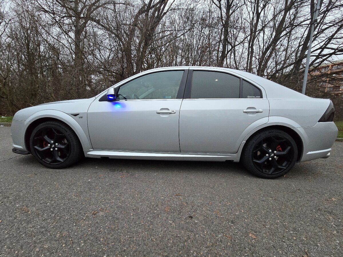 Ford Mondeo ST220 - 2