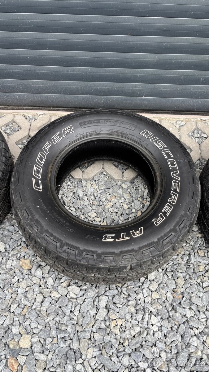 Pneu Cooper Discoverer AT3 225/70 R16 - 2
