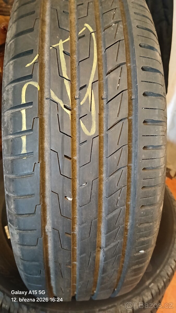 pneu 215/65 R 16 - 2
