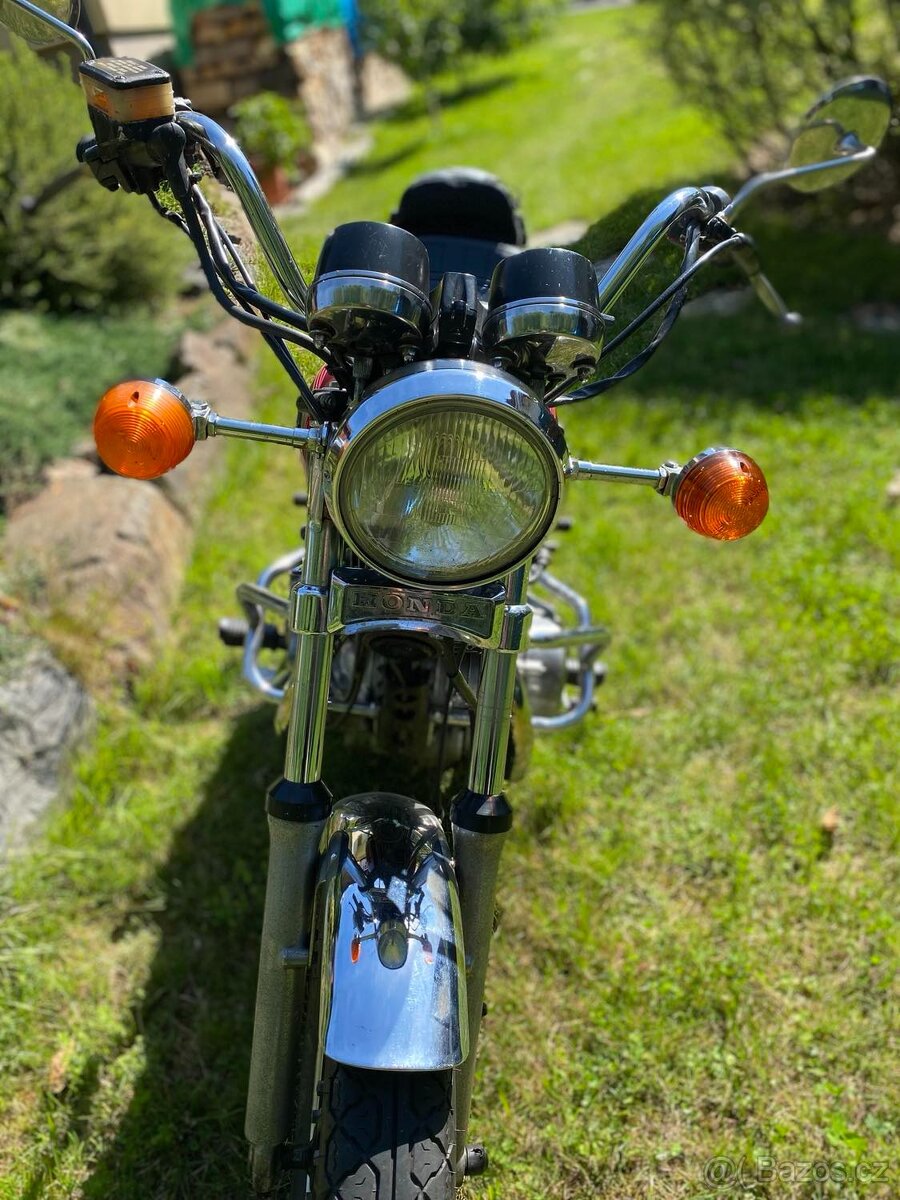 Honda CM400t - 2