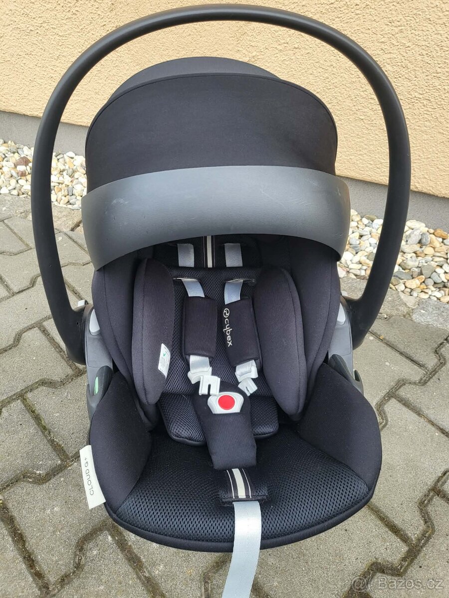 CYBEX Cloud G i-Size (vajíčko) - 2