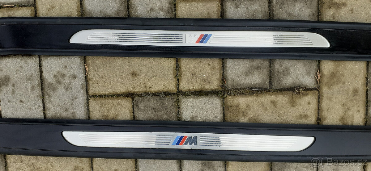 BMW e90 / e91 / e92 / e93 - Prahové M paket nášlapy - 2