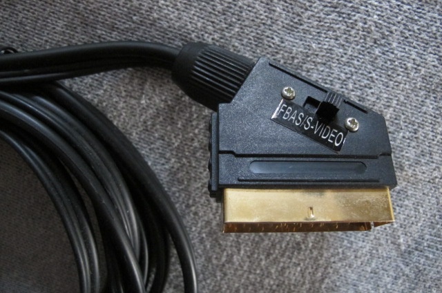 kabel SCART- PS2+ mini jack 3,5mm, propojovací, dl. 3m - 2